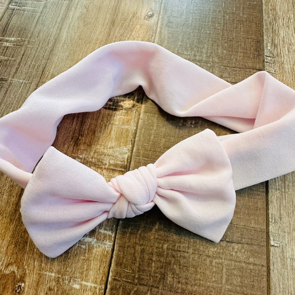 Light pink baby headband. One size